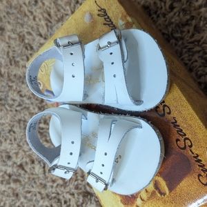 Sun-San baby sandals size 0